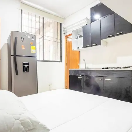 Pilarica Gardens Apartment Medellin Exterior photo