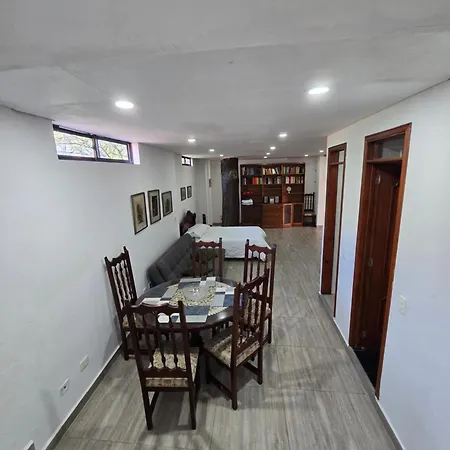 Pilarica Gardens Apartment Medellin Exterior photo